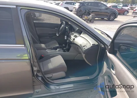 2008 Honda Accord 2.4 Lx-P z USA, uszkodzony, nr VIN 1HGCP26428A038545